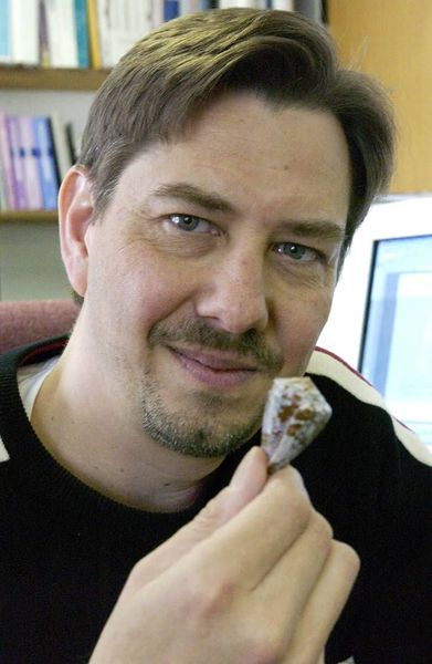 File:EM photo by Chris Lenny.jpg
